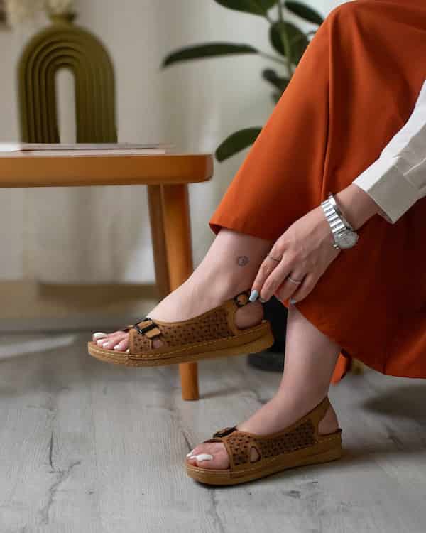 قیمت خرید دمپایی طلقی پاشنه دار + فروش ویژه